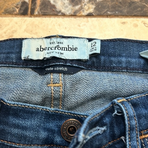 Abercrombie Shorts - Picture 3 of 5